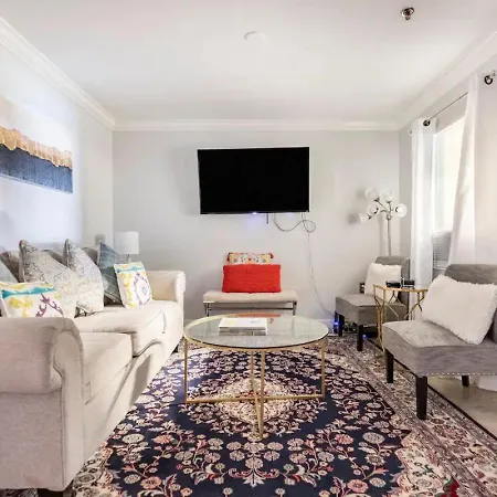 Cute Coastal Condo- 2 Bedrooms 2 Bathrooms- Pool, Hot Tub, Tennis, Pickleball